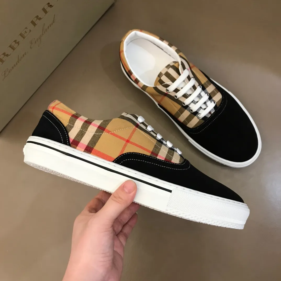 p360 "Burberr*" new men's classic low-top sneakers, reinterpreted with retro plaid cotton and cowhide materials, decorated with a new brand logo. First-layer sheepskin lining, embossed Burberry logo on the heel, original TPU outsole, size 38-44